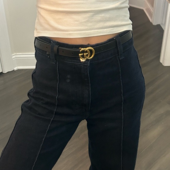 Gucci Black Belt with Gold GG Buckle - Picture 6 of 7